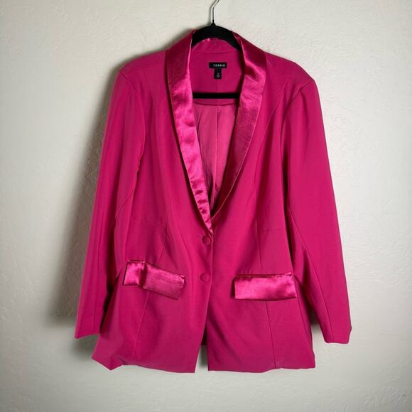 Torrid Pink Studio Refined Crepe Satin Lapel Blazer 2X 19173176 - Picture 3 of 16